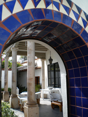 [Entrance to Terisita's Panadería & Bistro, Alamos, Sonora, Mexico: 176k]